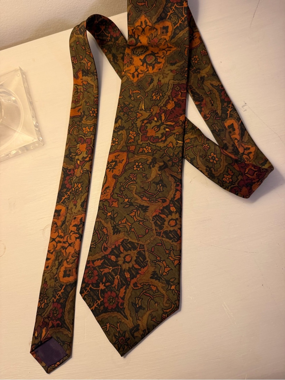 Vtg Very cool Guy Laroche 100% pure silk mens neck tie ornate floral patterns